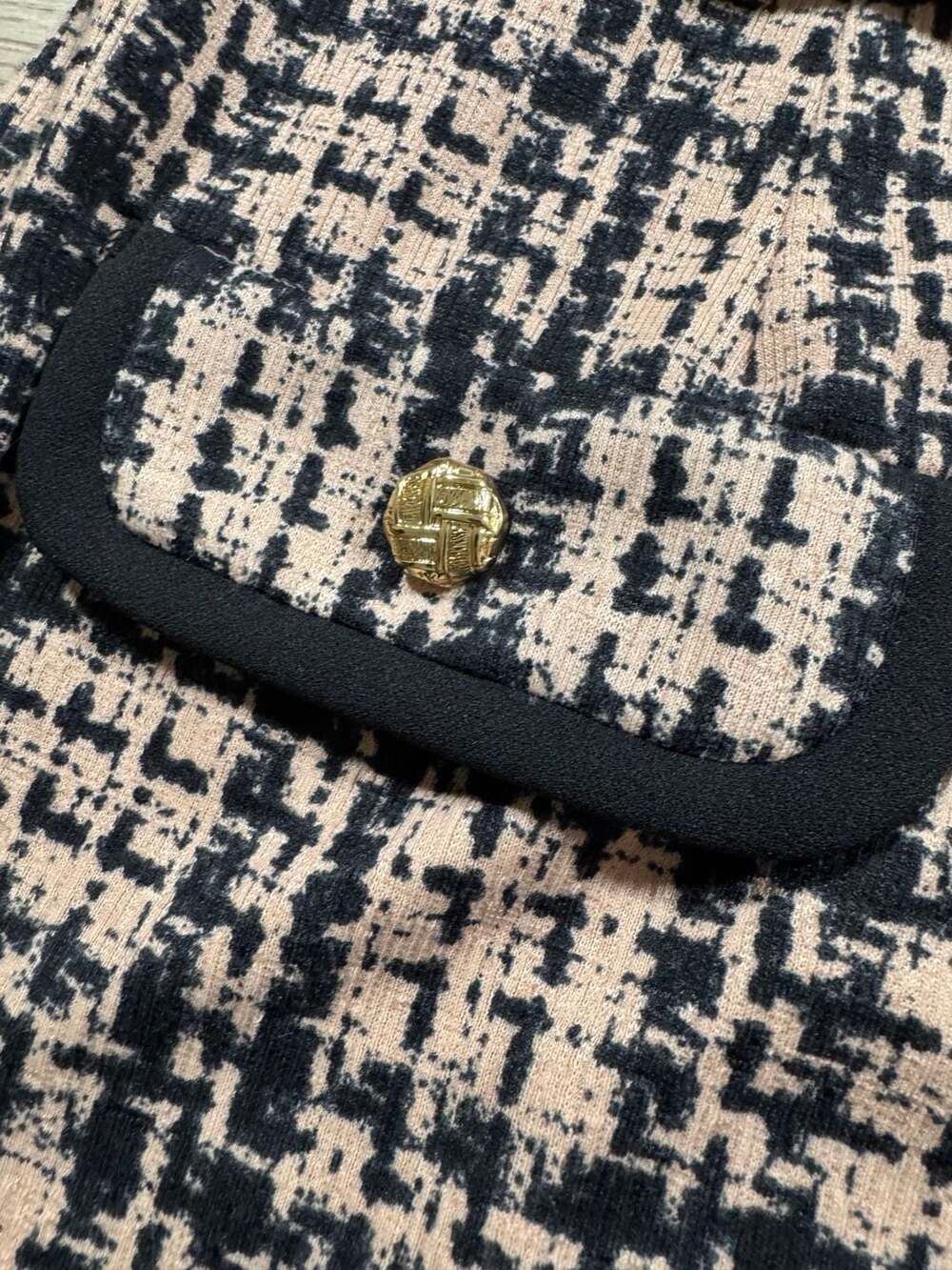 Shelby & Palmer Pink Black Plaid Tweed Sheath Dress Gold Button Trim Size 12 - Picture 8 of 16